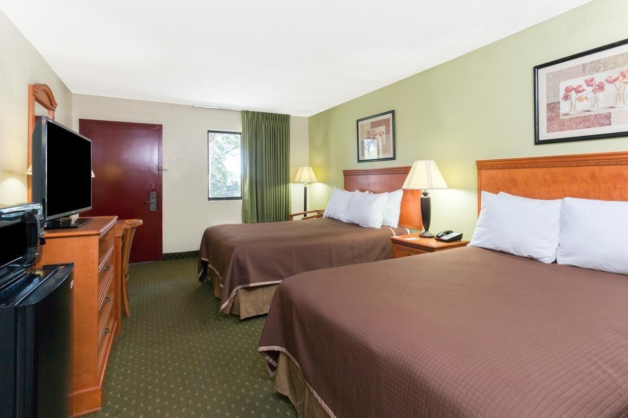 Howard Johnson By Wyndham Tallahassee Dış mekan fotoğraf